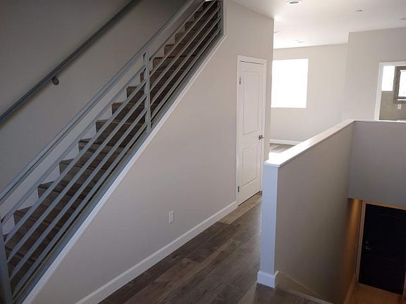5th image of 12120 La Maida St #1