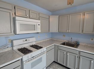 2740 South Rd APT E12, Poughkeepsie, NY 12601