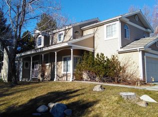 7170 Blue Falls Cir, Reno, NV 89511