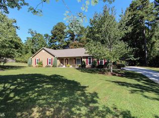 100 London Ln, Sharpsburg, GA 30277