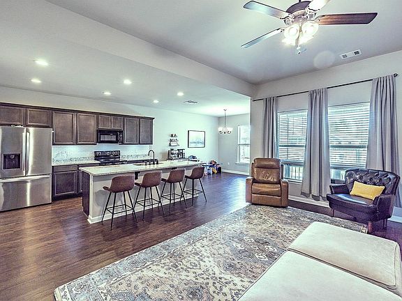 5th image of 108 Shadow Pointe Rd