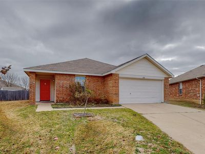 1500 Queens Brook Ln, Fort Worth, TX, 76140