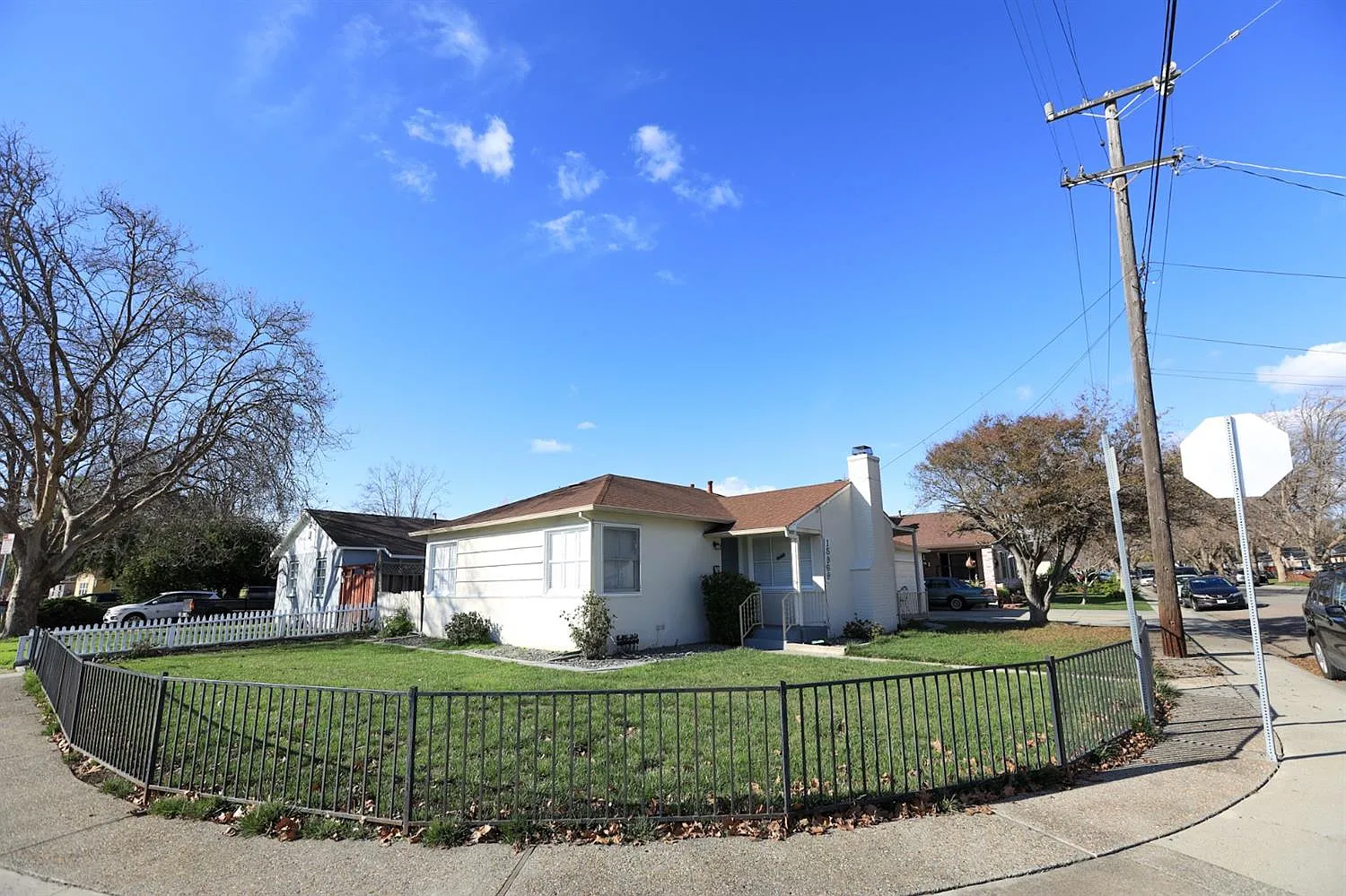 15969 Via Conejo photo 1
