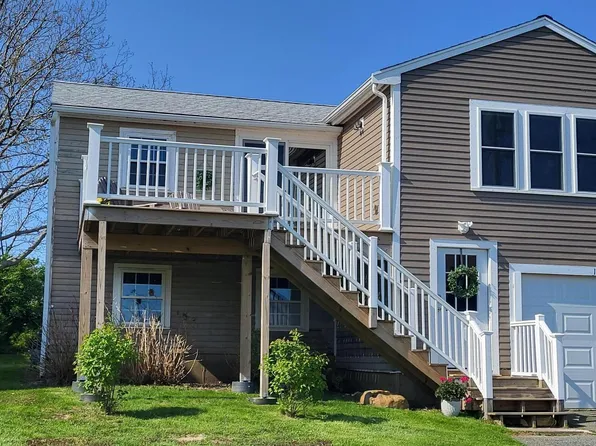 12 Carman Avenue, Sandwich, MA 02563