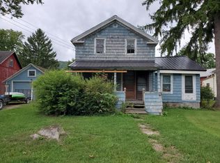 34 Grove St, Moravia, NY 13118
