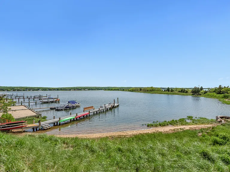 69 Cliff Dr — Photo 24