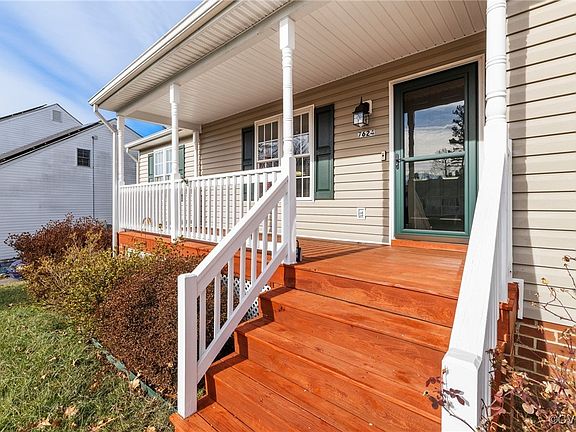 4th image of 7624 Lady Blair Ln