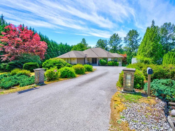 12753 261st St, Maple Ridge, BC V2W 1C3