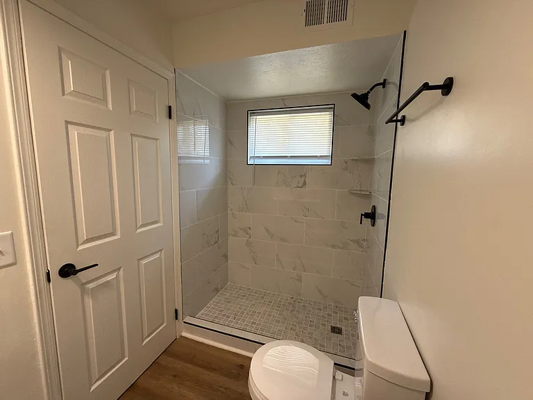 5921 Norton St — Photo 13