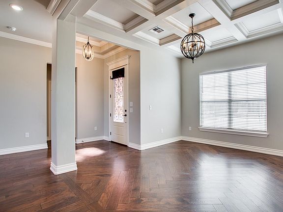 4th image of 2404 Belle Crossing Dr