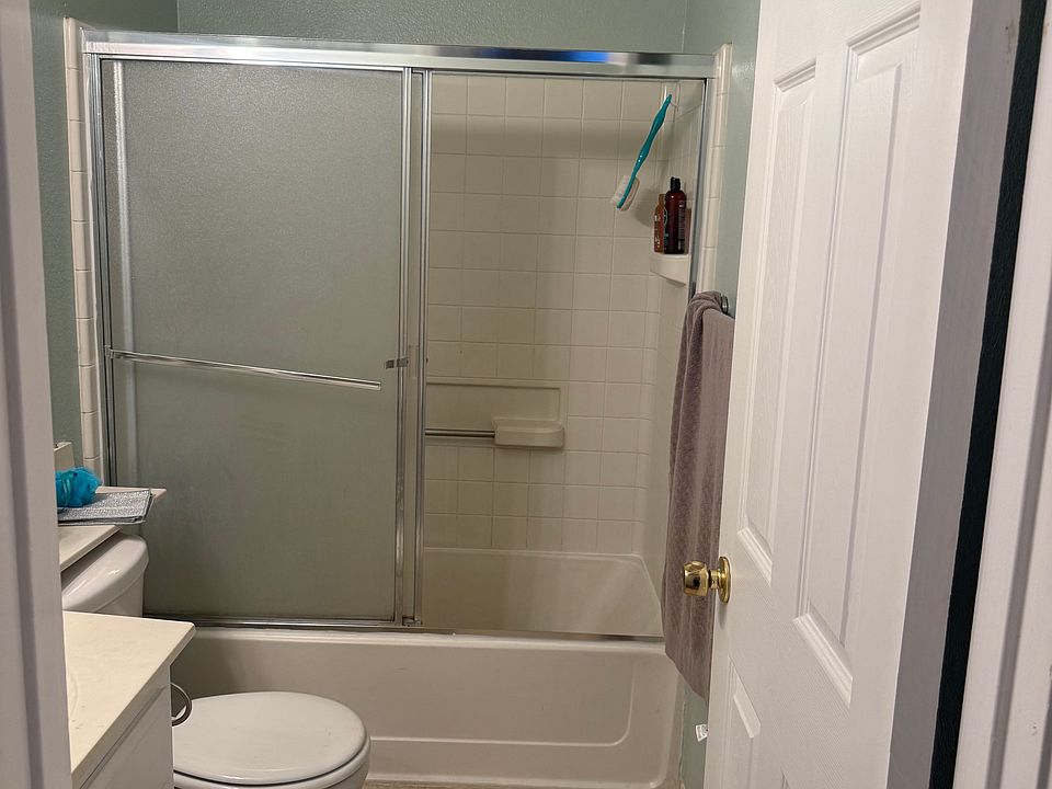 1st image of 408 Kirbys Mill Dr