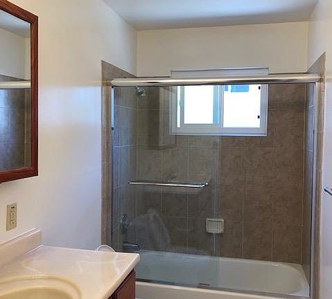3rd image of 355 Best Ave APT 1