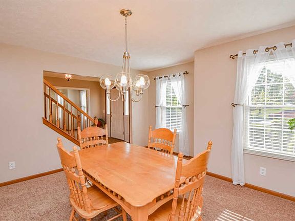 5th image of 6036 Blueberry Dr