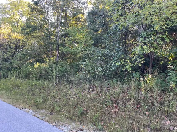 221 Cumberland Ridge Dr, Somerset, KY 42501