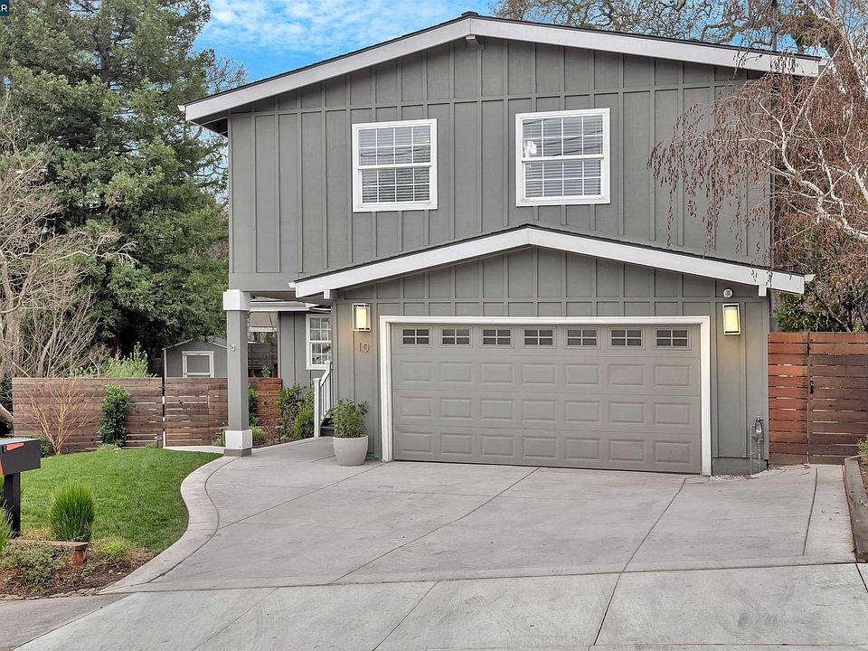 1st image of 10 Vista Hermosa