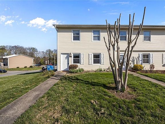 3rd image of 5723 Bramblegate Rd