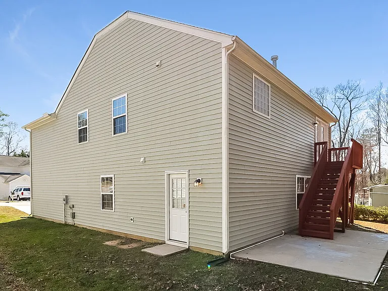 2826 Filbert St — Photo 21