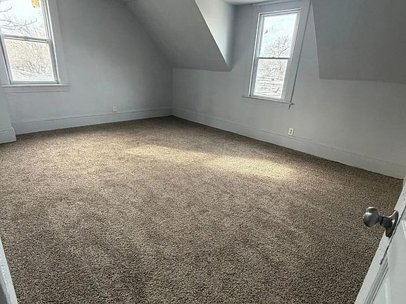 5th image of 4391 State Rd Unit C