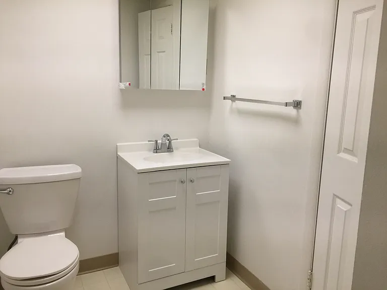 1300 Rosewood Ct — Photo 26