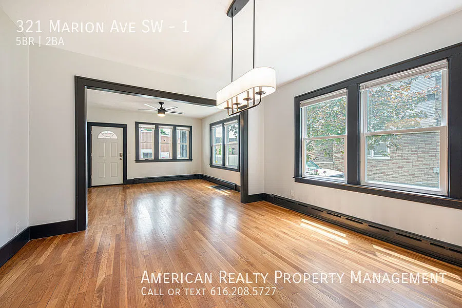 5 bed, 1850 sqft, $2,500 — Photo 2