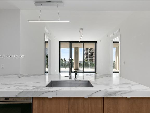 5th image of 2831 S Bayshore Dr Unit 602