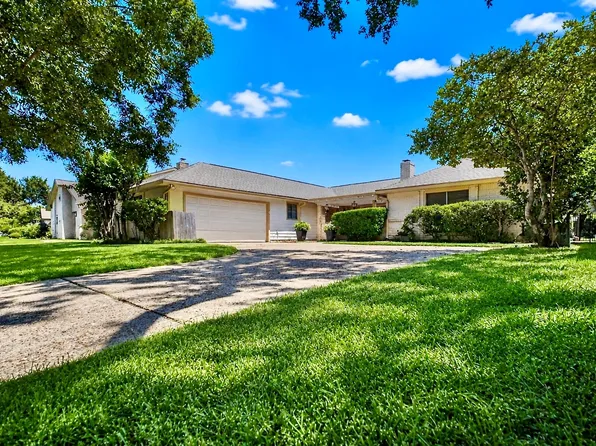 3415 W Creek Club Dr, Missouri City, TX 77459