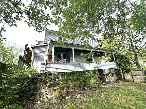 2nd image of 1105 State St