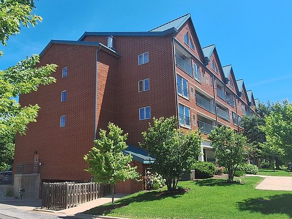 2nd image of 1111 Burlington Ave Unit 402