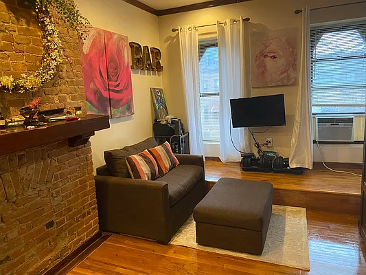 Rented by Compass | media 3