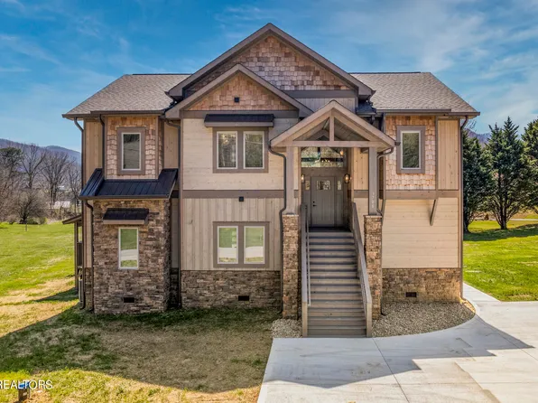 3706 Cove View Ln, Sevierville, TN 37862