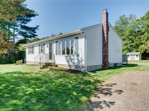 52 Marion Lane, Canterbury, CT 06331
