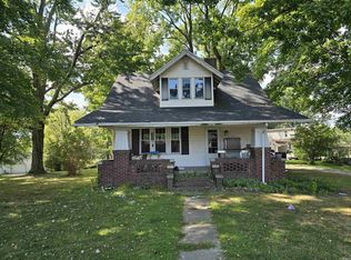 1727 Bedford Rd, Washington, IN 47501