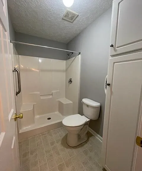 181 Kendallwood Ct — Photo 16