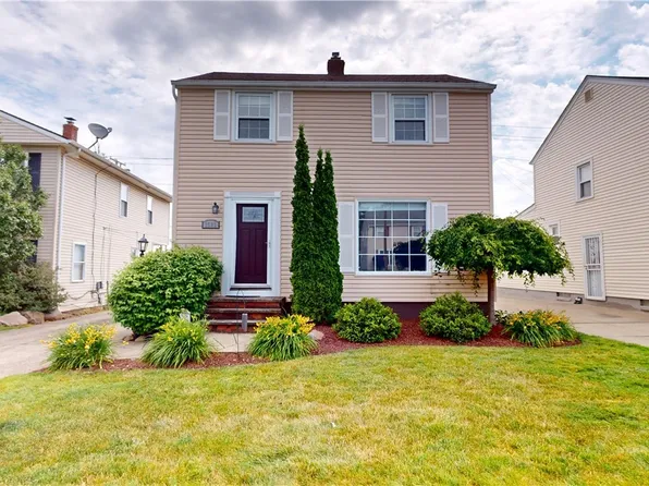 1593 Woodrow Ave, Mayfield Heights, OH 44124