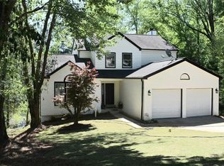 5694 Wylmoor Dr NW, Norcross, GA 30093