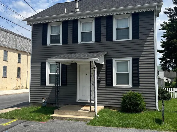 300 S Market Ave, Mount Joy, PA 17552