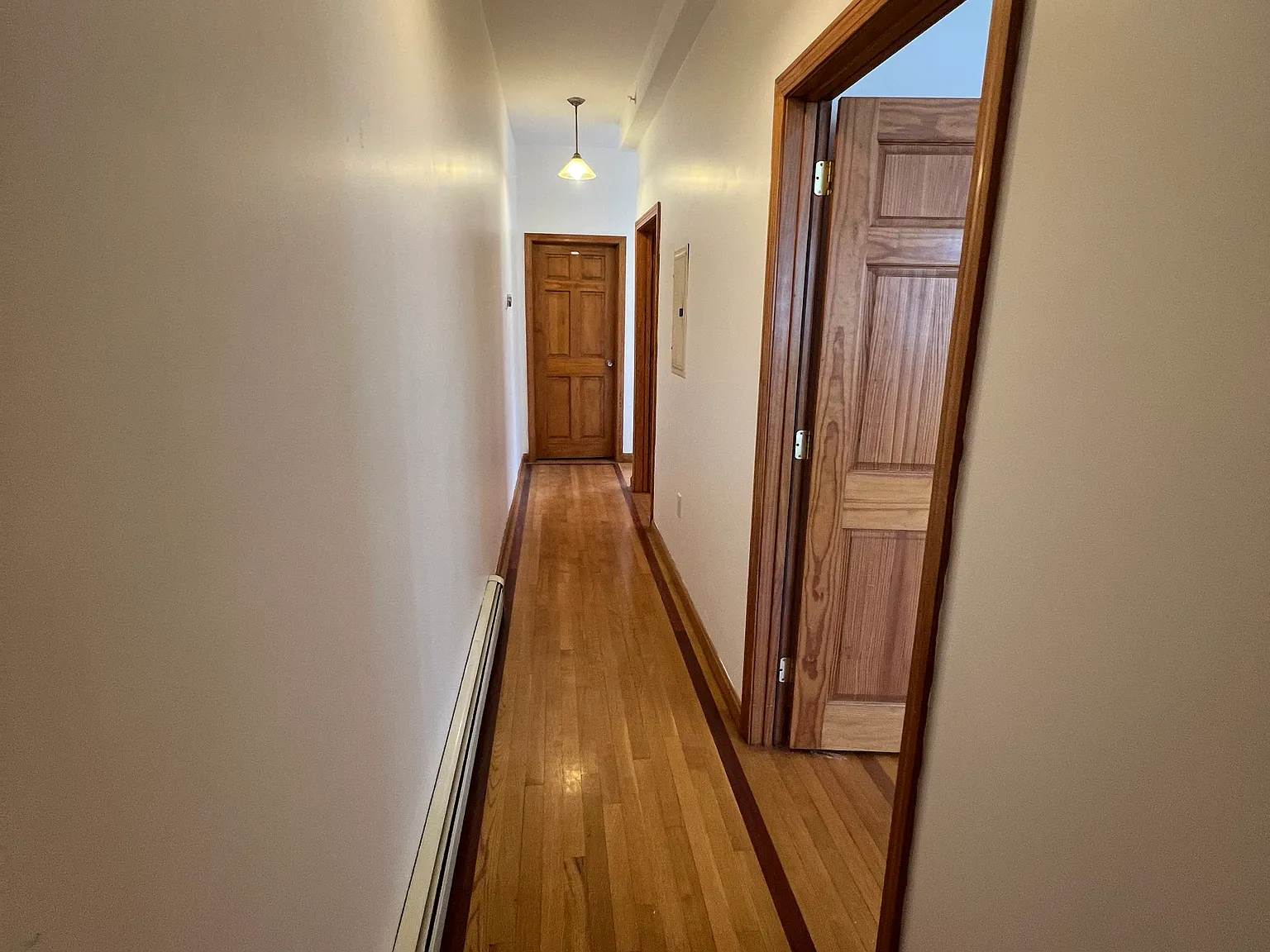 20 Pearl St — Photo 4