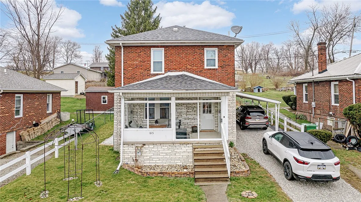 815 John St photo 1