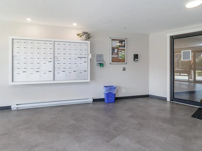 5085 Uplands Dr #401 — Photo 3