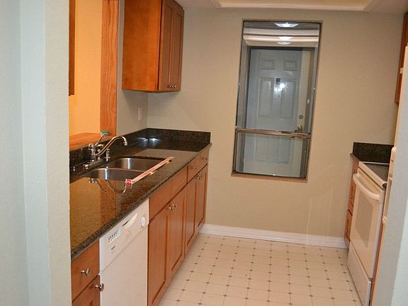 4th image of 6705 204th St SW APT B102