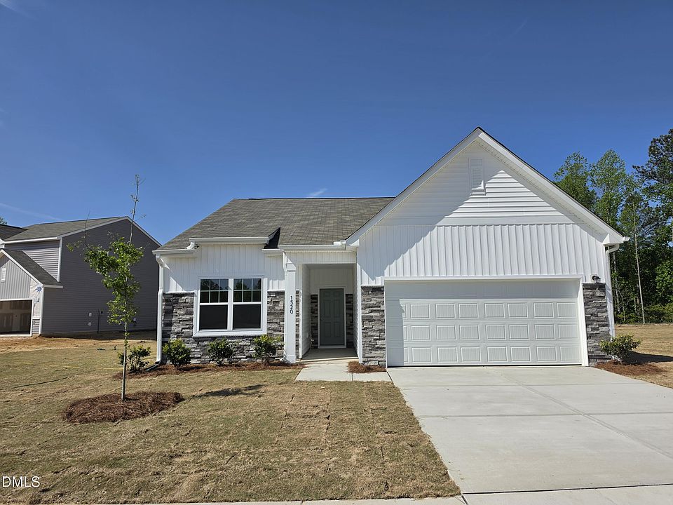1st image of 1520 Pond Overlook Dr
