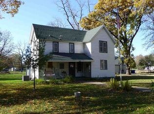 607 Kellogg Ave, Charles City, IA 50616