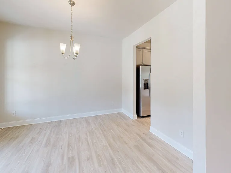 Quinn Residences at McCart Landing — Photo 25