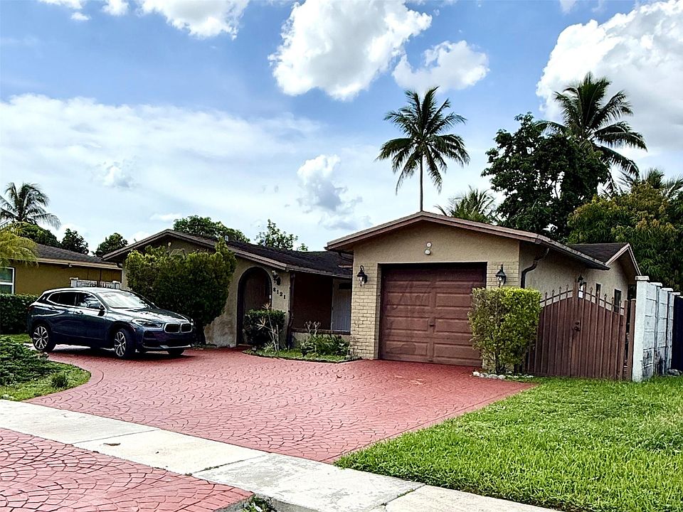 1st image of 8121 SW 8th Street