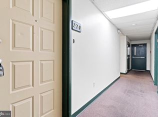 270 W 2nd St, Waynesboro, PA 17268