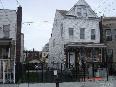 89 Linwood St, Brooklyn, NY, 11208