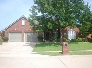 2704 Brookwood Dr, Flower Mound, TX 75028