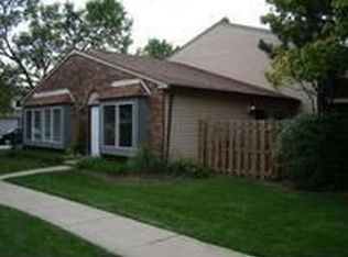 2008 Sudbury Dr, Hoffman Estates, IL