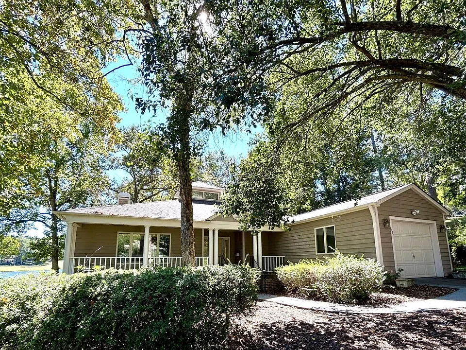 103 Burnham Ct