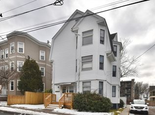 86 Cochran St #3, Chicopee, MA 01020